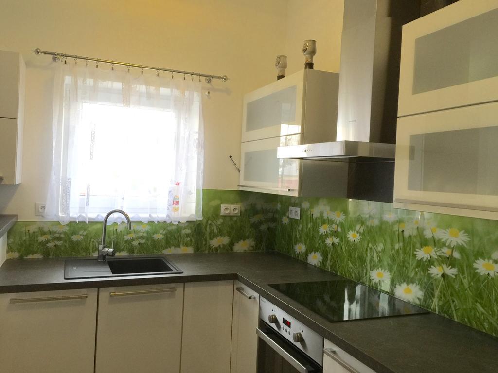 Apartman Na Lukach - Kopretina Тршебонь Экстерьер фото